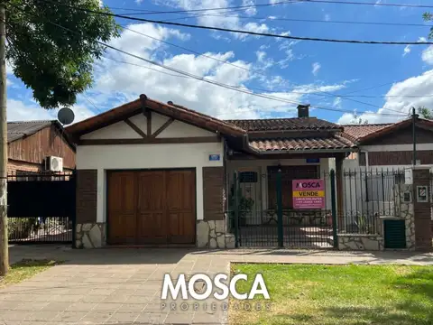 Casa en venta Moreno centro lado sur