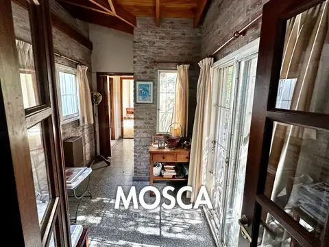 Casa en venta Moreno centro lado sur