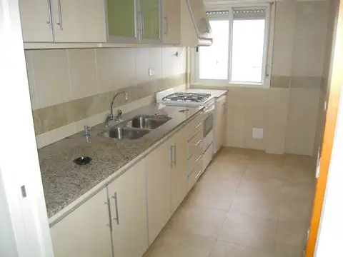 Depto Tipo Casa 3 ambientes con 2 baños