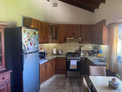 4 AMBIENTES CASA PILETA QUINCHO LOCAL COMERCIAL