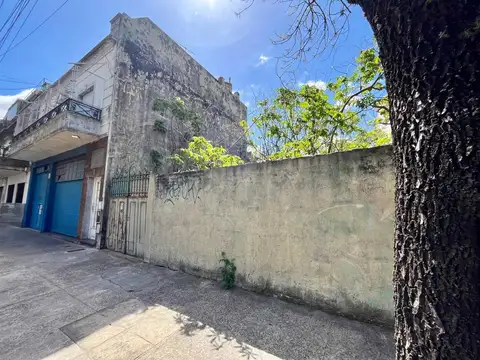 Terreno de 8,66 m2 x 41,55 m2 - 359 m2 totales USAB 0 sobre avenida CABA