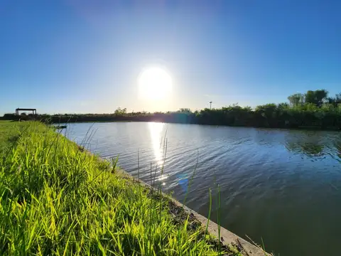 Lote en venta en El Naudir al Rio