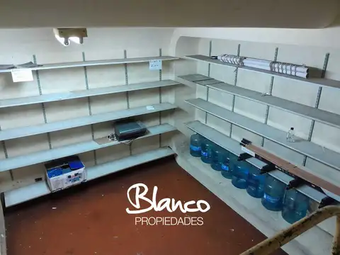 Av Corrientes 2141 - Once -