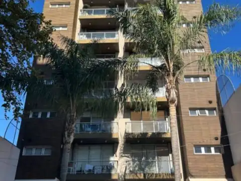 Venta departamento tres ambientes