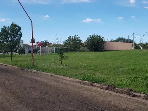 Terreno en Venta en Oro Verde, USD 25.000