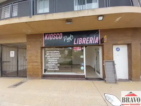 Local comercial en alquiler | sobre Avenida 3 | Alto tránsito, alta visibilidad