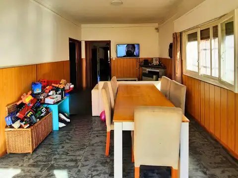 Casa en Alquiler en Quilmes Oeste, $ 1.050.000