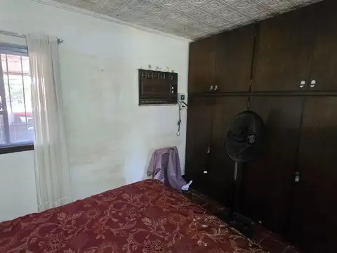 Casa 2 ambientes con 1 baño