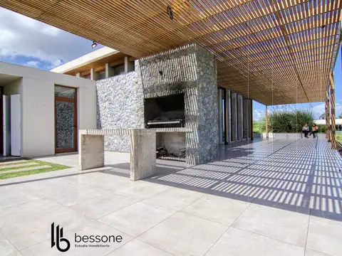 JORGE NEWBERY  al 4500