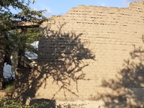 ruta de acceso al dique