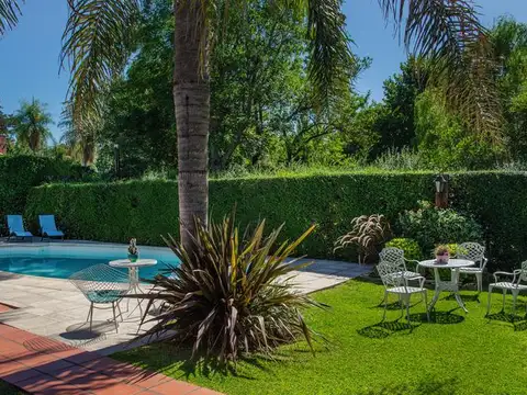 Casa   Quincho   Piscina. Funes