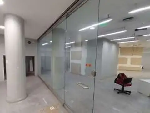 Av. Presidente Roque Saenz Peña 800