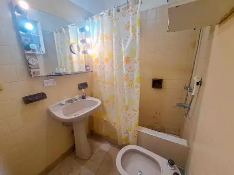 Depto Tipo Casa en Venta 42 años