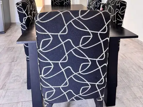 Casa 4 ambientes con 4 baños