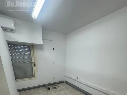 Oficina en Alquiler en Moron, $ 1.995.000