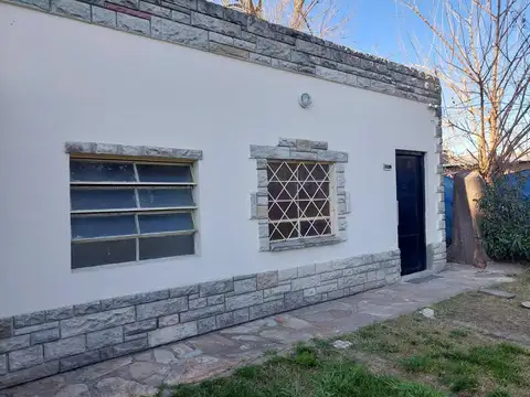 Casa en Alquiler en Villa Gobernador Udaondo, Partido de Ituzaingó