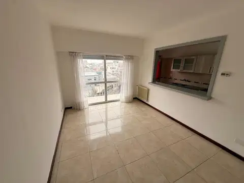 Departamento en alquiler 3 ambientes con balcon