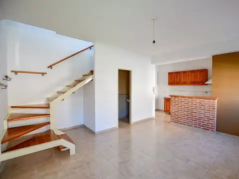 Departamento en Venta en Los Hornos, USD 60.000