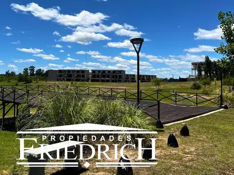 Terreno en Venta de 1111,0 m2