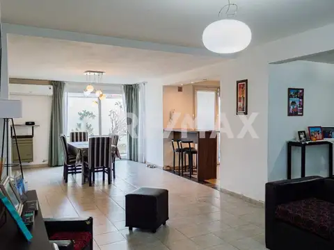 Depto Tipo Casa en Venta de 3 dormitorios