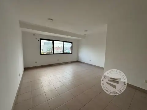 Oficina en Alquiler en Munro, $ 400.000