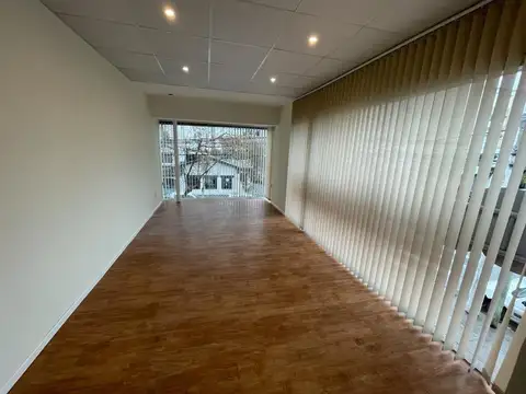 Local en Alquiler en Zona Guemes, USD 3.800