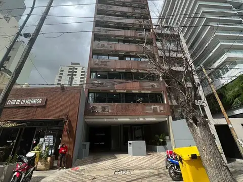 Oficina en Venta en Olivos, USD 250.000