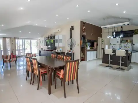 Casa en Venta en Sauce Viejo, USD 540.000