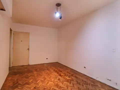 Departamento en Venta en Flores, USD 57.000