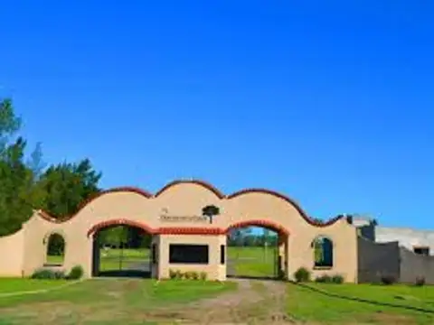 VENTA LOTE 875 M2, CLUB PRADOS DE LA VEGA, ABASTO
