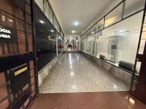 Local en Venta 75 años