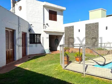 VILLA BELGRANO 4 Dormitorios a una cuadra de Gauss