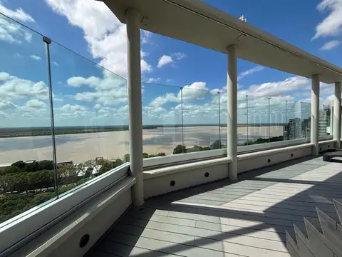 Venta- Departamento de 3 dormitorios con patio