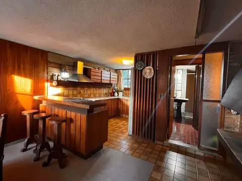 VENTA DE CASA EN PINAMAR. 6 AMBIENTES ZONA GOLF