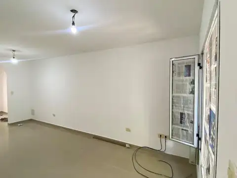 Depto Tipo Casa en Alquiler de 2 dormitorios