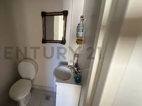 VENTA OFICINA 3 AMBIENTES - TRIBUNALES - EXCELENTE ESTADO