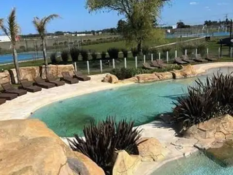 Terreno en Venta de 1415,0 m2