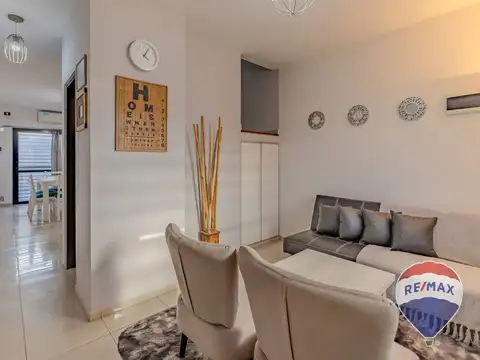 Depto Tipo Casa en Venta con 1 cocheras