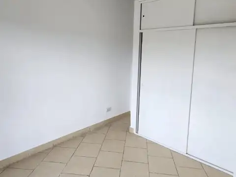 Departamento en Alquiler en Remedios de Escalada, $ 500.000