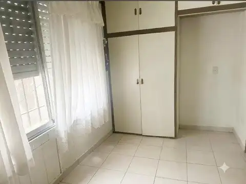Departamento en Alquiler en Monte Grande, $ 1.600.000