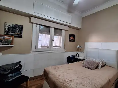 Chalet de 4 ambientes en Castelar Sur — A solo 7 cuadras de la estación