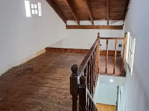 Depto Tipo Casa 4 ambientes con 1 baño