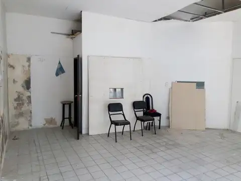 Av. Segurola 1600 - PH 3 ambientes con Local  - Monte Castro