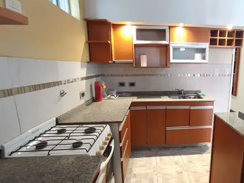Depto Tipo Casa en Venta en Ramos Mejia, USD 77.999