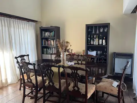 VENTA CASA c/lote 1053 mts2   VILLA MORRA PILAR