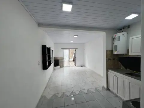 CASA TIPO PH CON AMPLIOS AMBIENTES