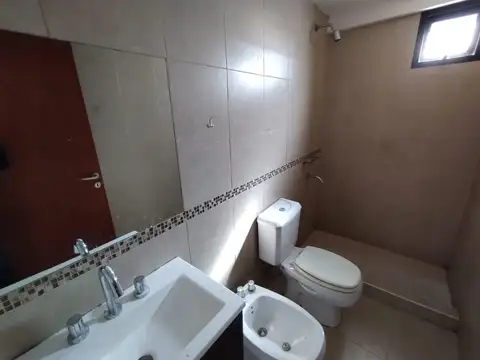 Departamento en Alquiler en Sarmiento, $ 450.000