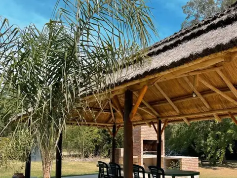Quinta en Alquiler Temporal en Parada Robles, $ 1.111
