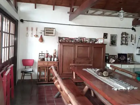 SE VENDE CASA QUINTA EN LUJAN