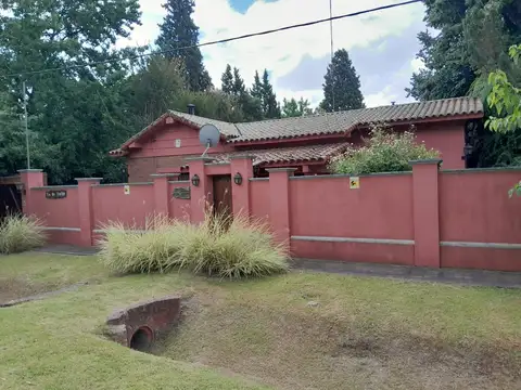 SE VENDE CASA QUINTA EN LUJAN